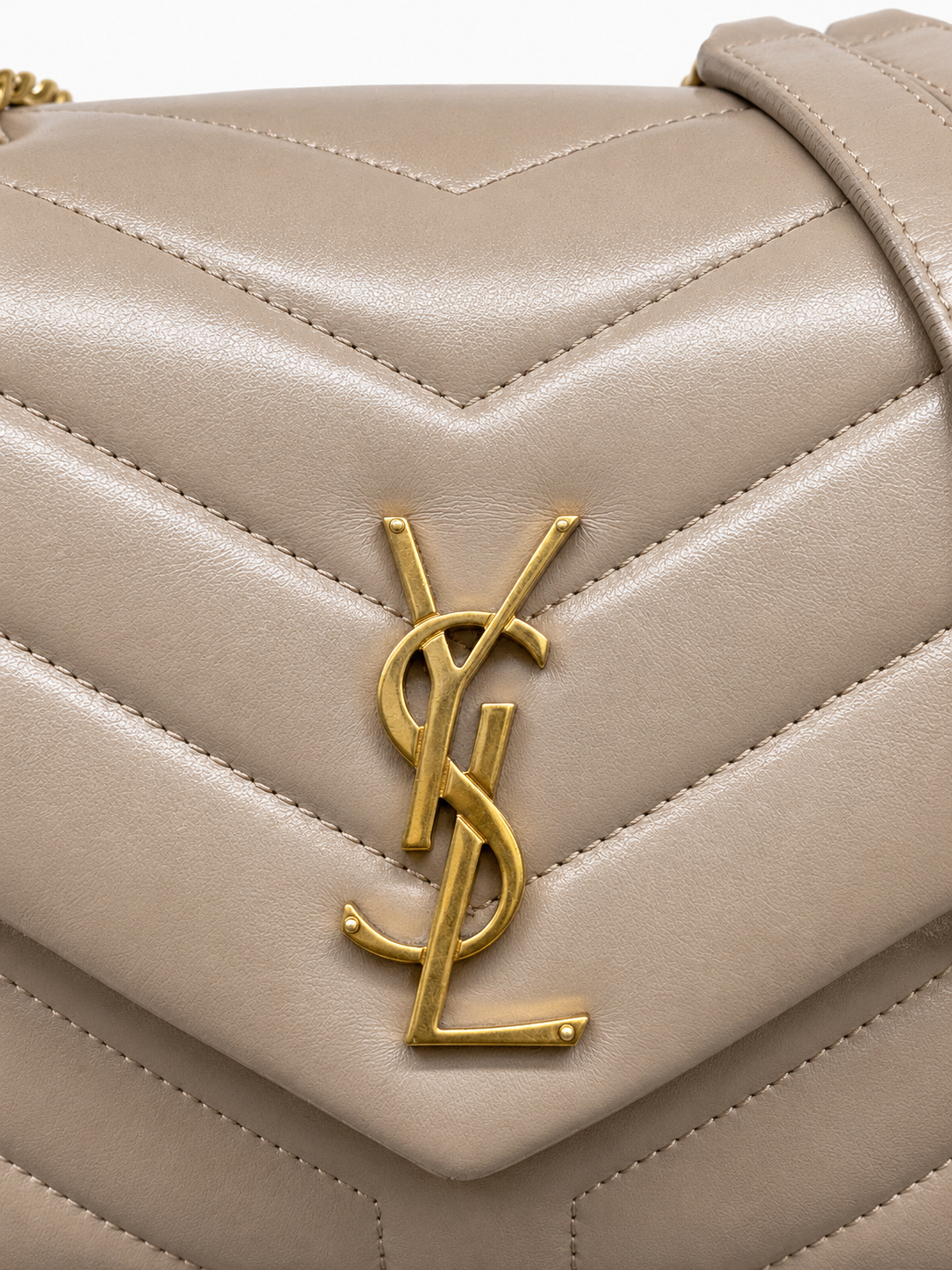 Saint Laurent Loulou Medium